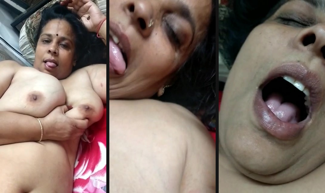 Bade chuchi wali aunty ki naked MMS | Watch Bade chuchi wali aunty ki naked MMS video in Kama Baba porn tube. Kama baba is known to be the best porn tube that is famous in India.