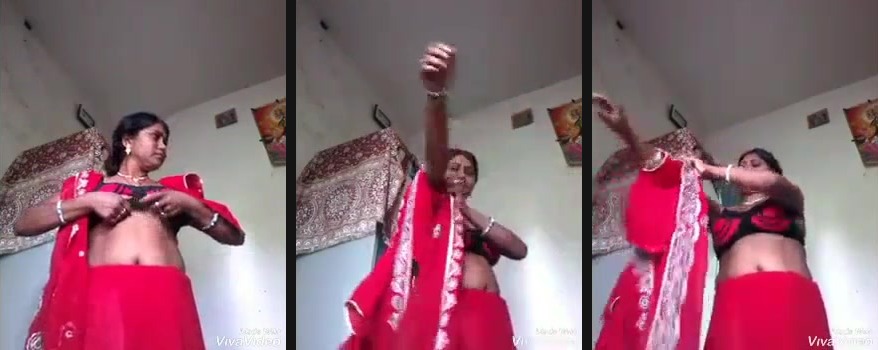 Bihari Bhabhi ki chuchi dikhayi selfie MMS | Bihar: Watch Bihari Bhabhi ki chuchi dikhayi selfie MMS video in Kamababa. After setting the camera in her room; this hot figured beauty slowly starts to take off her clothes one by one.