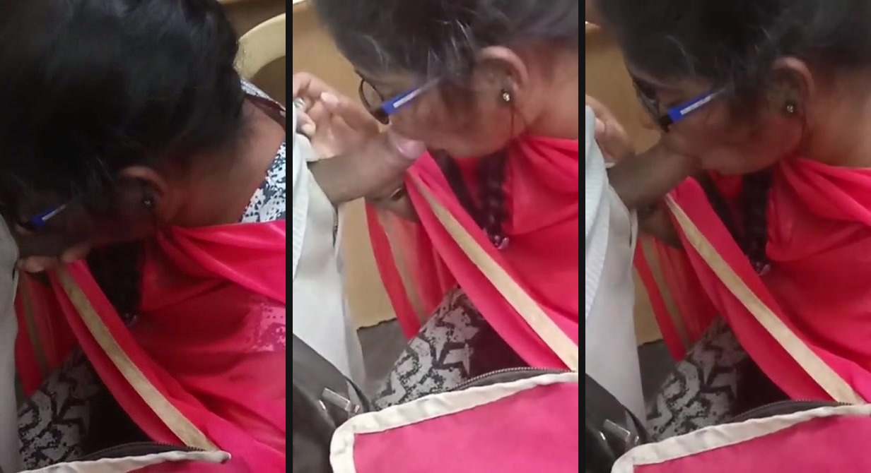 Indian GF cock blowing video | Download Indian GF cock blowing video. The video features a desi college girl in red dupatta sucking the lund of her teacher.