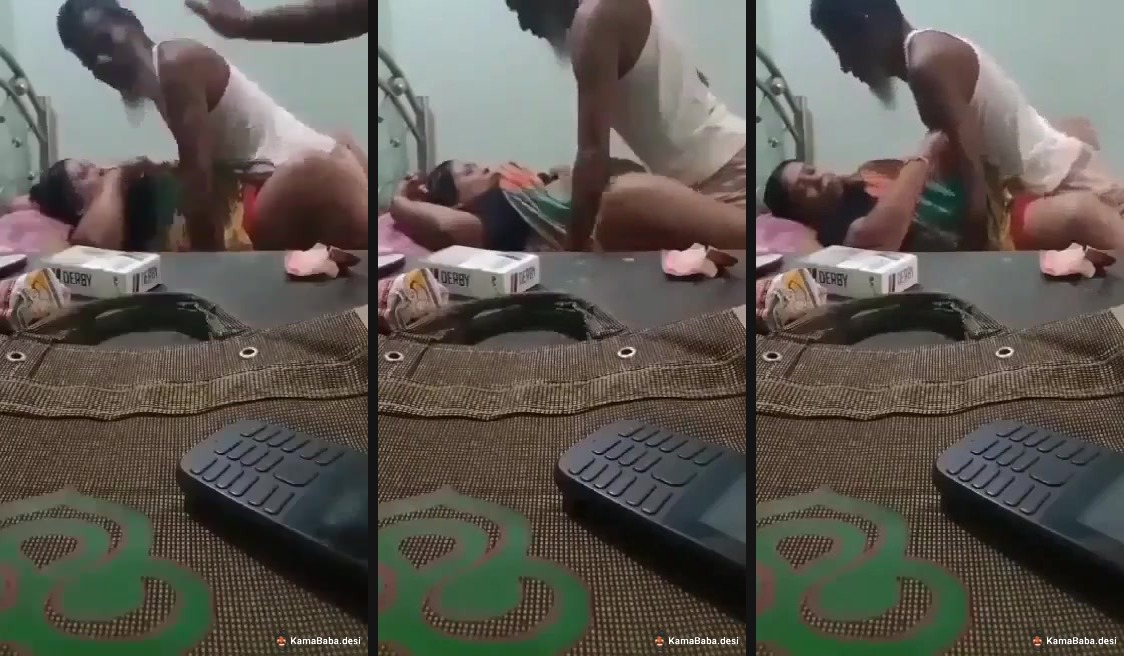 Maulana enjoys desi chudai of a randi before her pupil