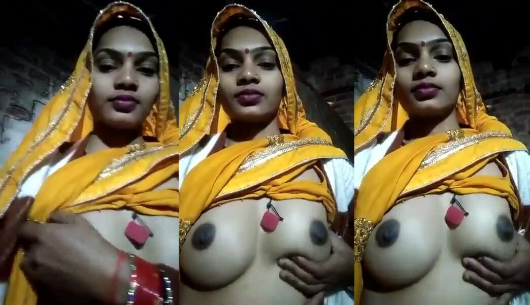 Beautiful Bihari village bhabhi pressing big boobs selfie mms