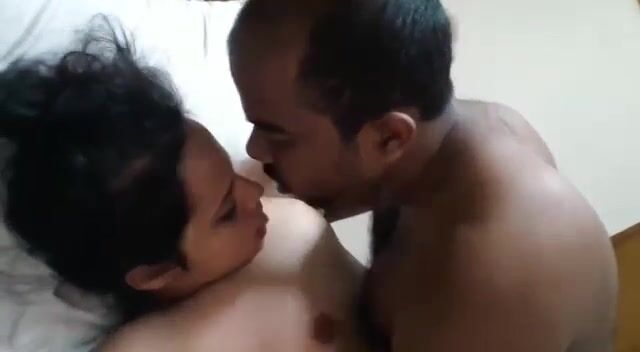 Cheating lusty bhabhi hot romance and BJ xxx video