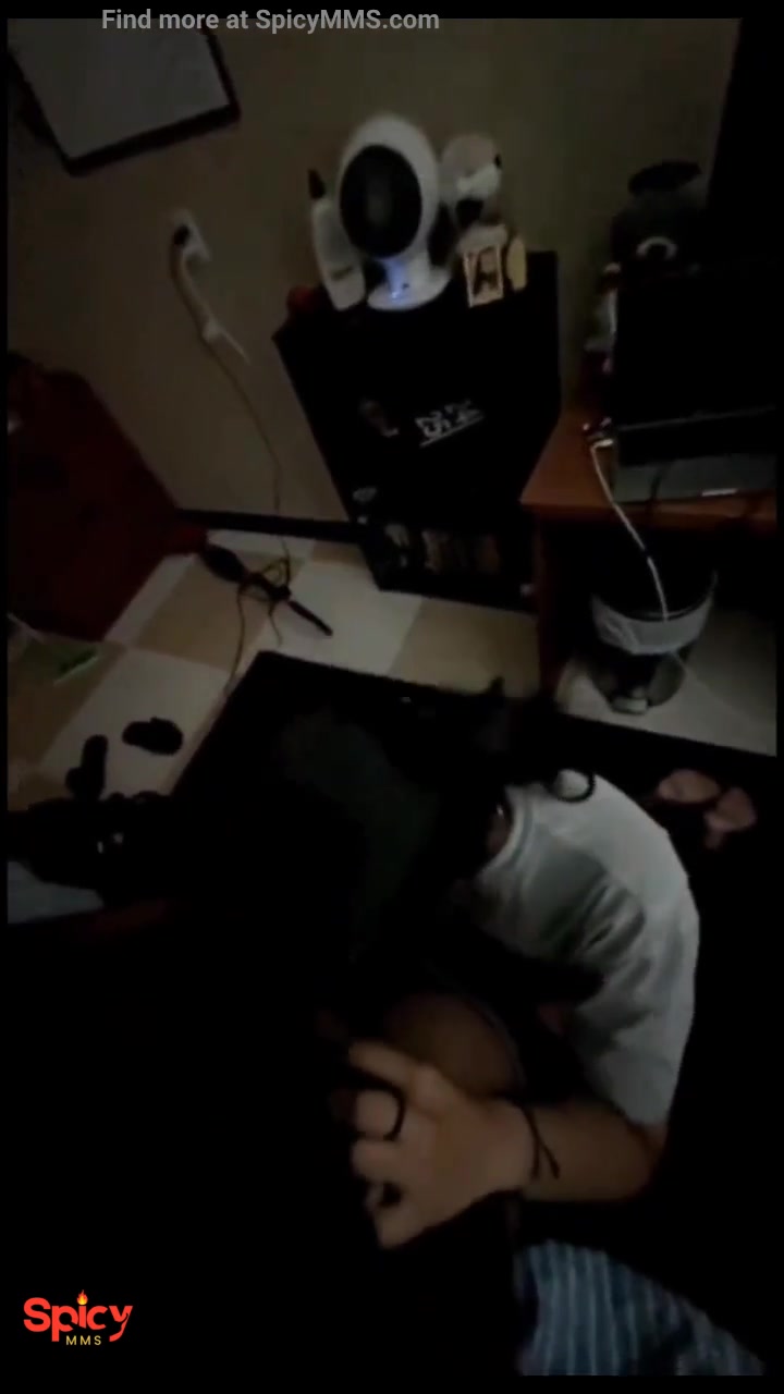 Chennai IIT Girl Stunning Deepthroat & Fucking XXX Clips