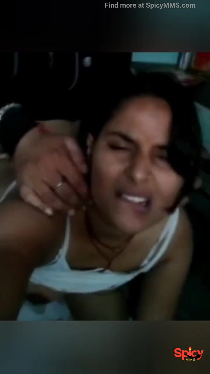 Chubby Bhabhi Loves Sucking Hubby's Dick & Fucking Hard