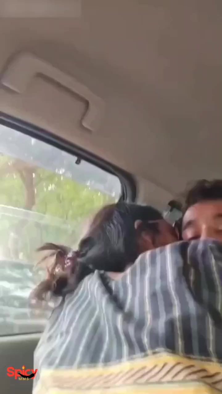 Delhi Chashmish Girl Hot Car Romance & Nude Snapchat Clips