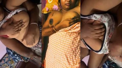 Desi nude milf enjoys boob pressing and pinching her nipples - Watch Online Free