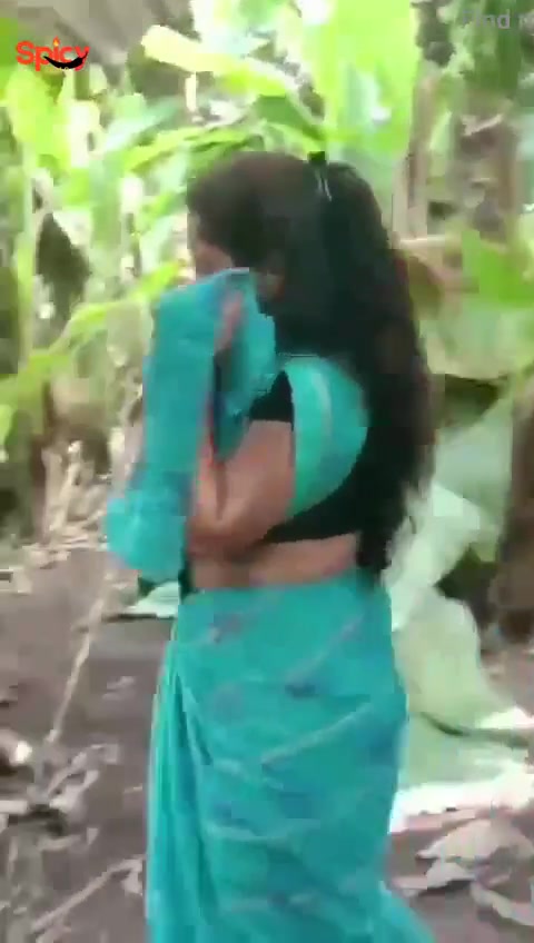 Exclusive Desi Village Bhabhi & Lover Caught Fucking Outdoor