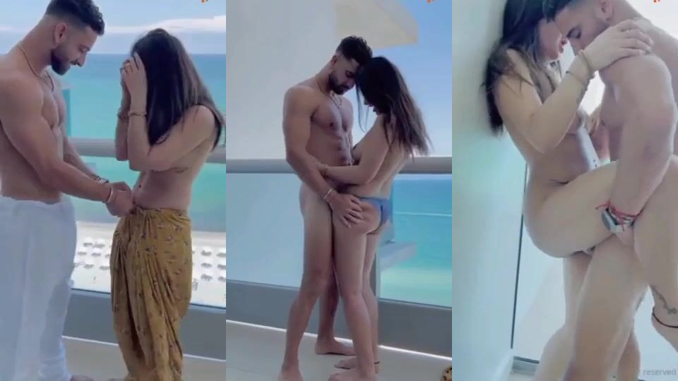 Famous Punjabi model Meetii Kalher hot beach villa sex