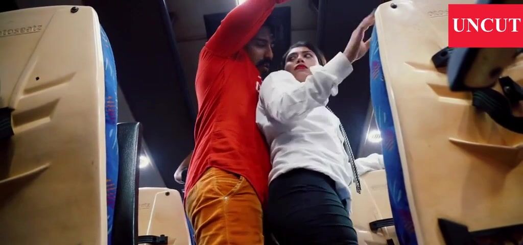 Indian first ever erotic public bus sex full xxx video - XXX Clip