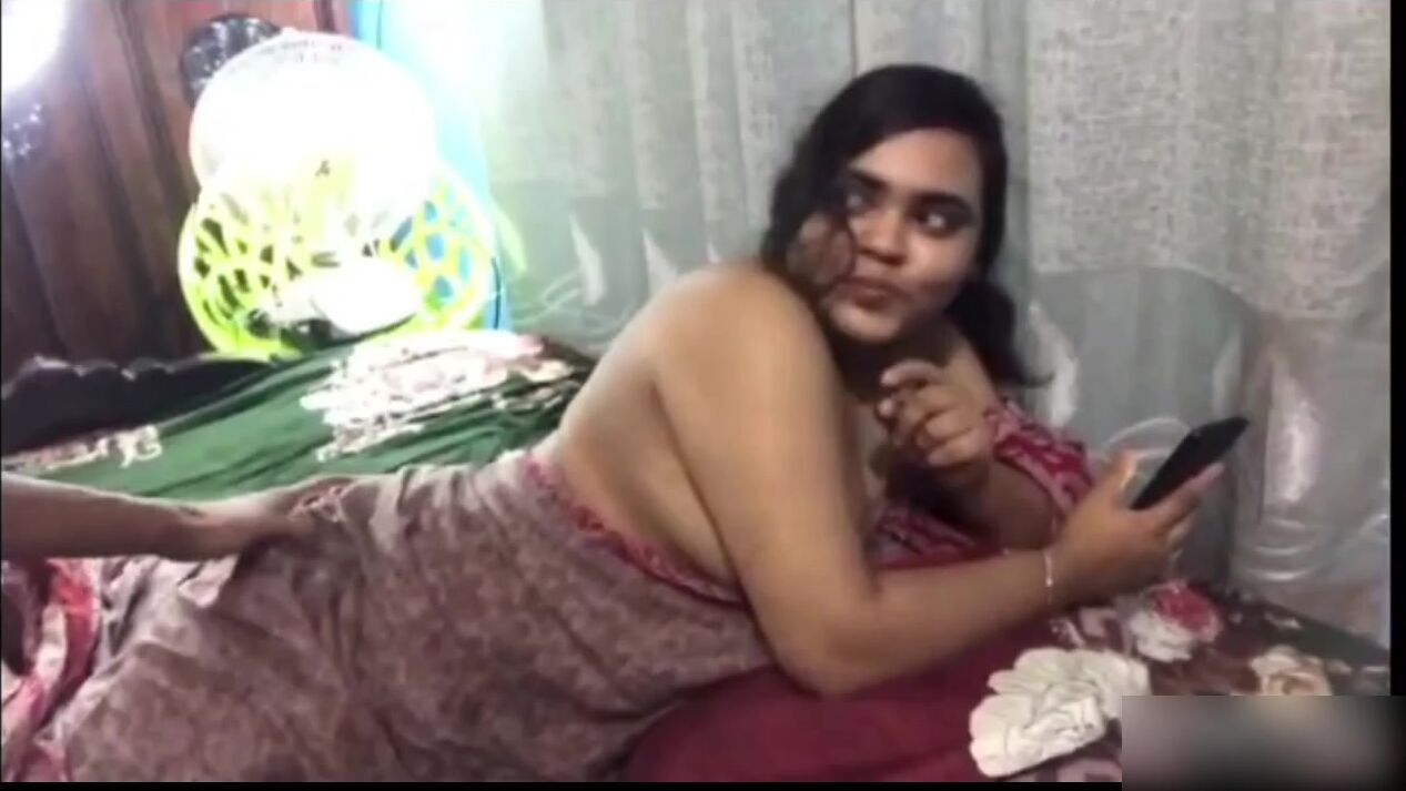 Live Cam Full Hot Chudai Of Chubby Bangla Girl & Her BF