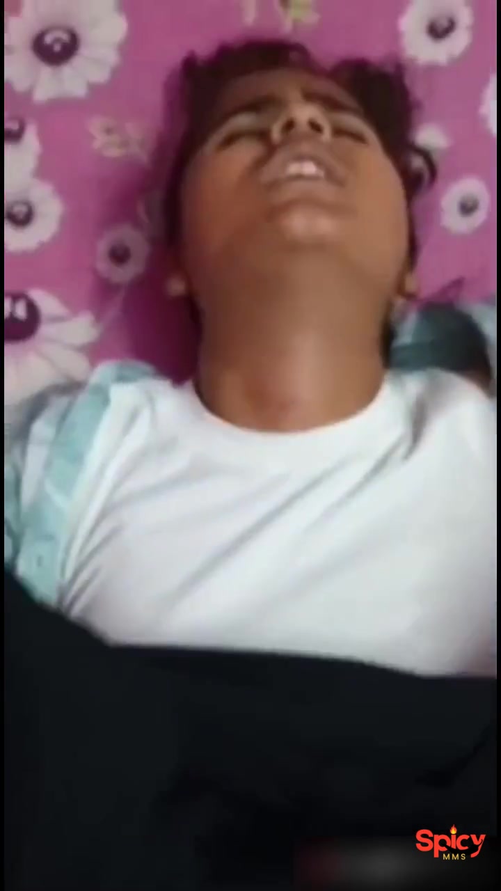 Meerut Young Girl Moaning & Fucking With Cousin