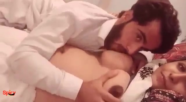 Pakistani horny guy and brother's wife illicit xxx porn mms